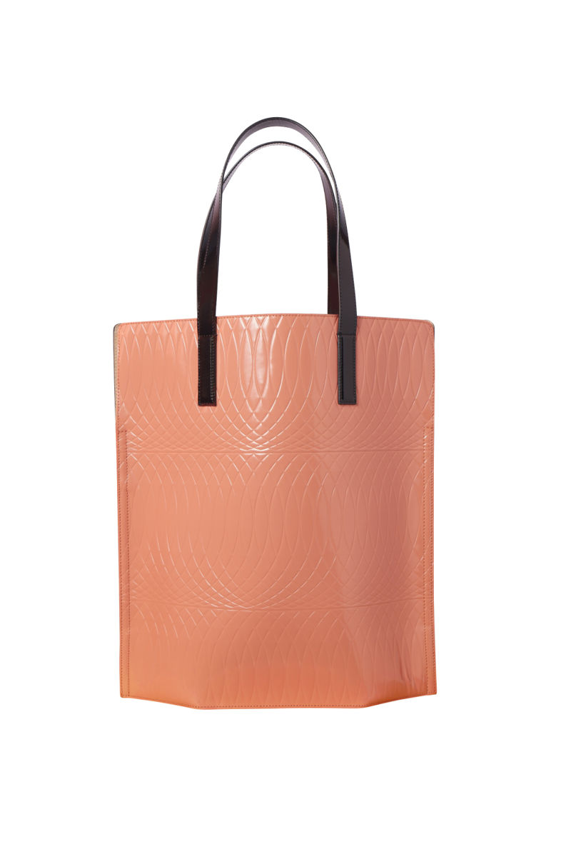 Большие сумки: модные тренды - сумка прямоугольной формы из коллекции Paul Smith.