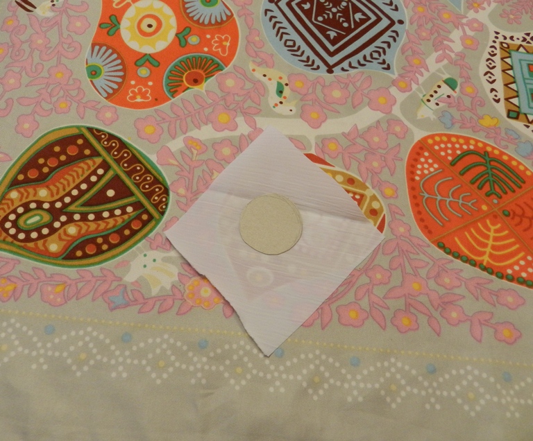 Как сделать бусы с брошкой своими руками?