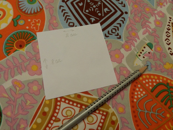 Как сделать бусы с брошкой своими руками?