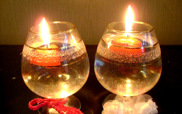 Свечи в стаканах