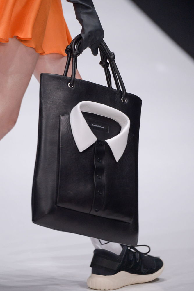 На фото: модная модель сумки осень-зима 2016-2017 из коллекции Dasha-Gause.