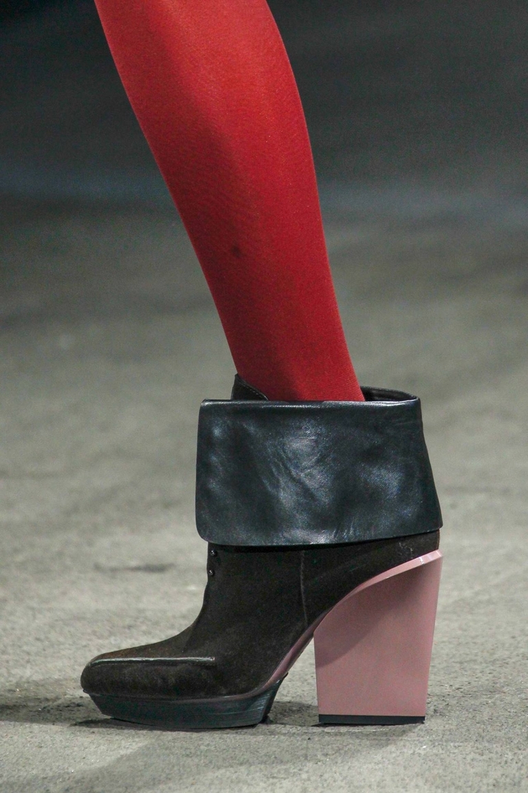 Модные сапоги на низком каблуке 2015 – Phillip Lim