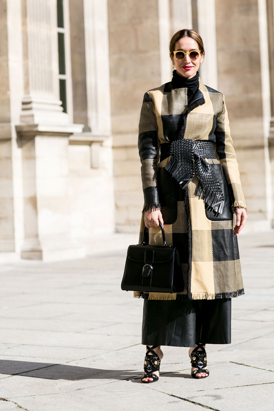 Клетчатое пальто - тренд уличной моды в Париже осень-зима 2015-2016